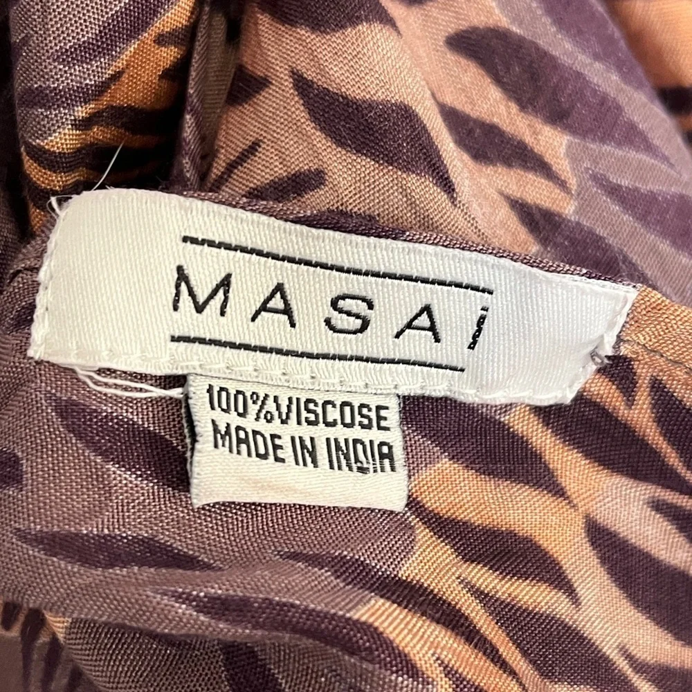 Masai long animal